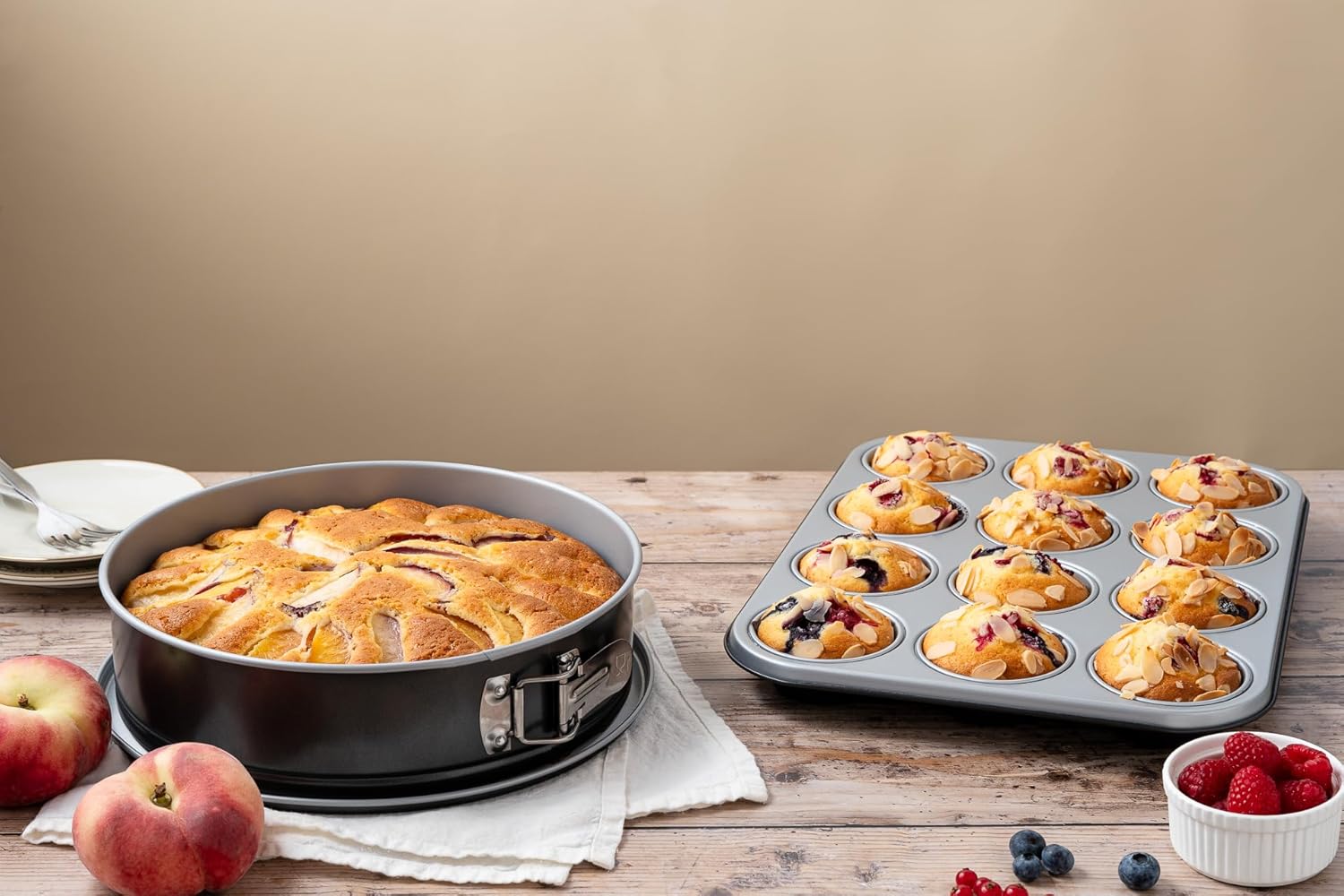 BALLARINI 24cm Hinged Cake Pan with Drip Guard, PFAS-Free