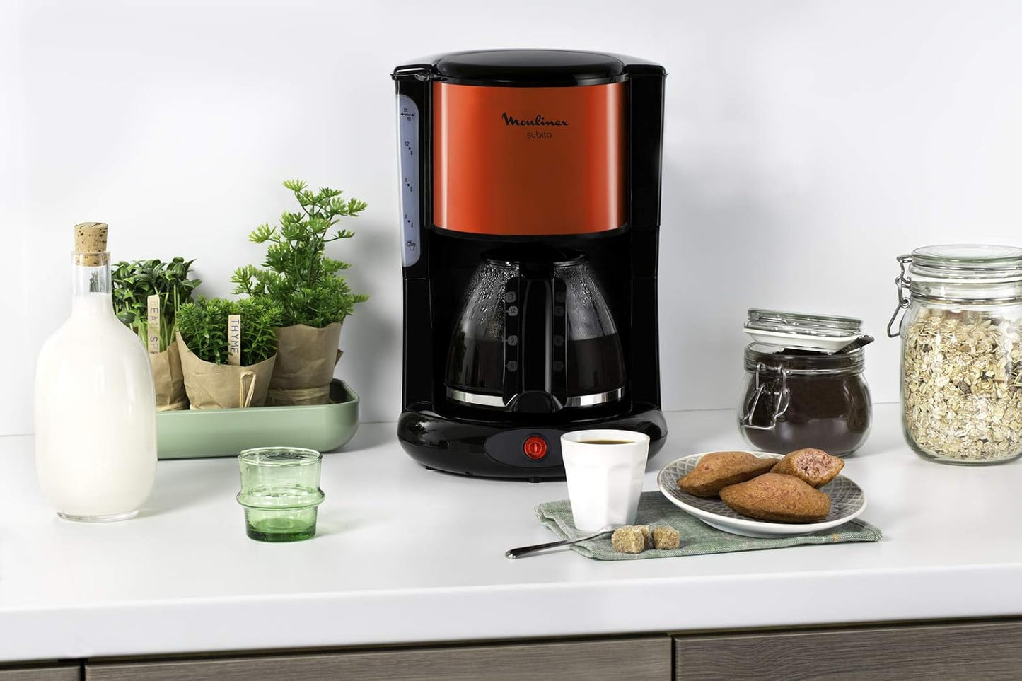 Moulinex Subito Drip Coffee Machine 1000W 1.25L Red/Black FG360D