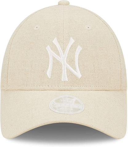 New Era New York Yankees Essential 9FORTY Adjustable Cotton Baseball Cap