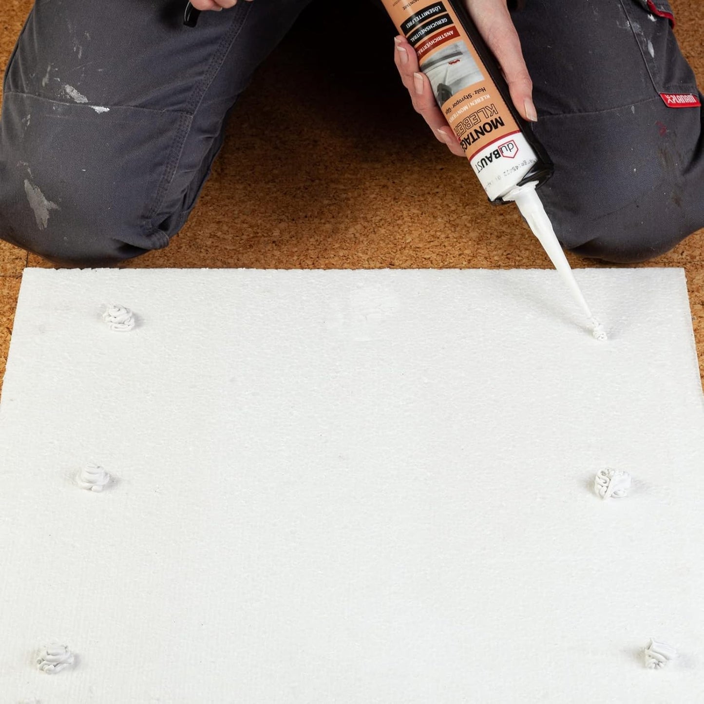 Universal White Mounting Adhesive for Polystyrene and Decorative Trim 511g