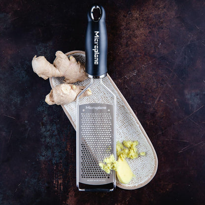 Microplane Gourmet Series Hard Cheese Grater Fine Black