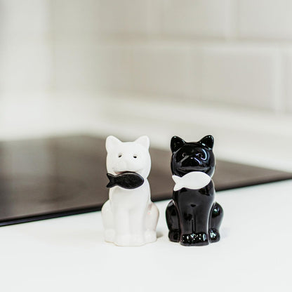 Fisura Original Cactus Ceramic Salt and Pepper Shakers Set