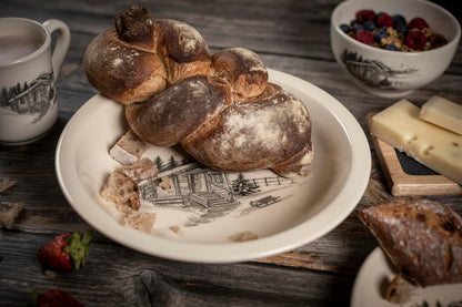 Handcrafted Swiss KUHN RIKON Chalet Ceramic Plate 21 cm