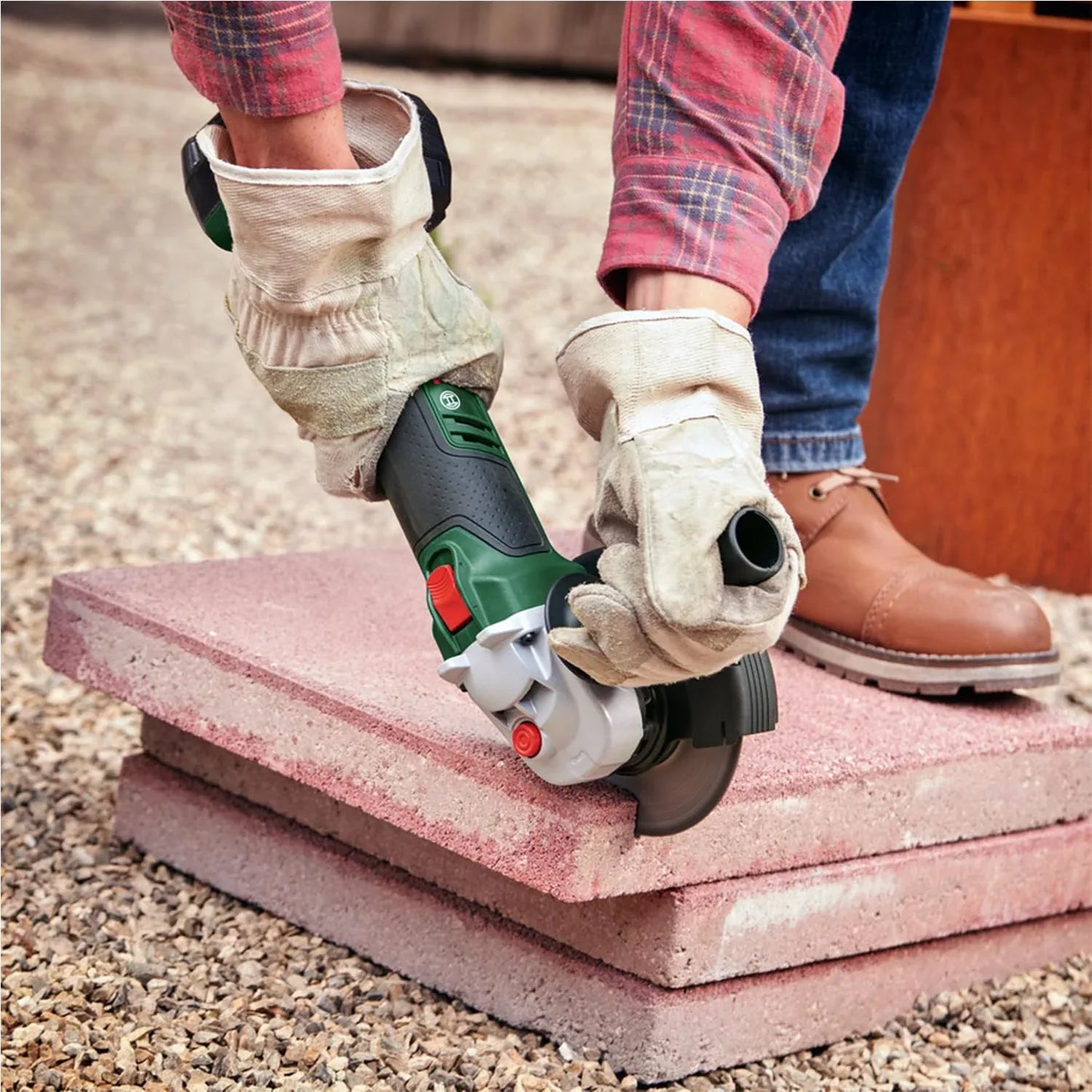 Bosch Cordless Angle Grinder 18V-75, 125mm Disc, Battery and battery charger included - Gomix Brands Outlet