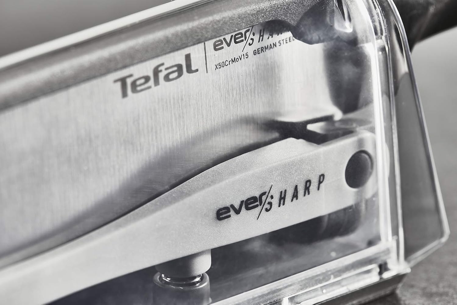 Tefal Ever Sharp 6.5" Chef Knife with Built‑in Sharpener