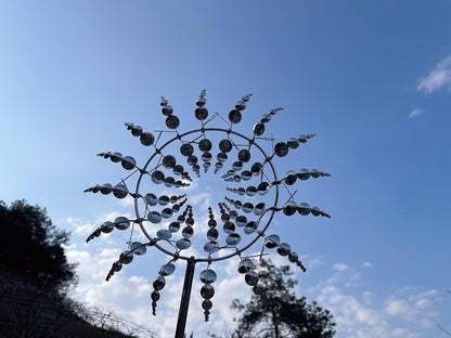 Silver 3D Kinetic Wind Spinner Garden Decoration with Dual Rotors