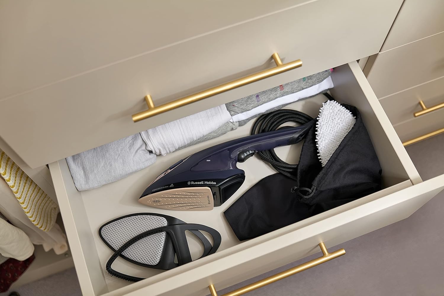 Russell Hobbs Steam Genie 2-in-1 Travel Steamer & Iron