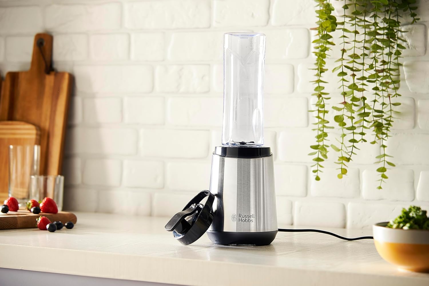 Russell Hobbs Mix & Go Portable Blender: Powerful Smoothie Maker with Travel Bottle