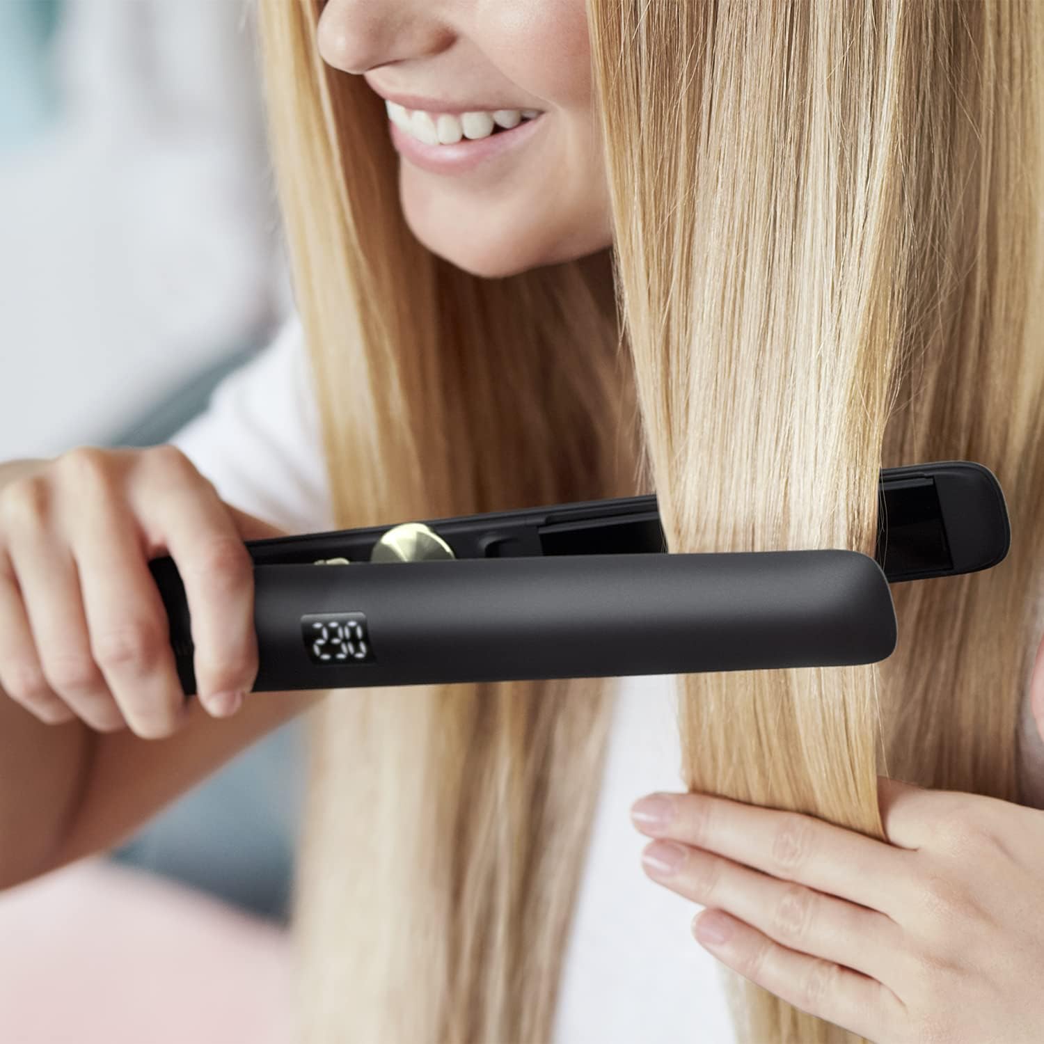 Philips HPS930 Titanium Hair Straightener