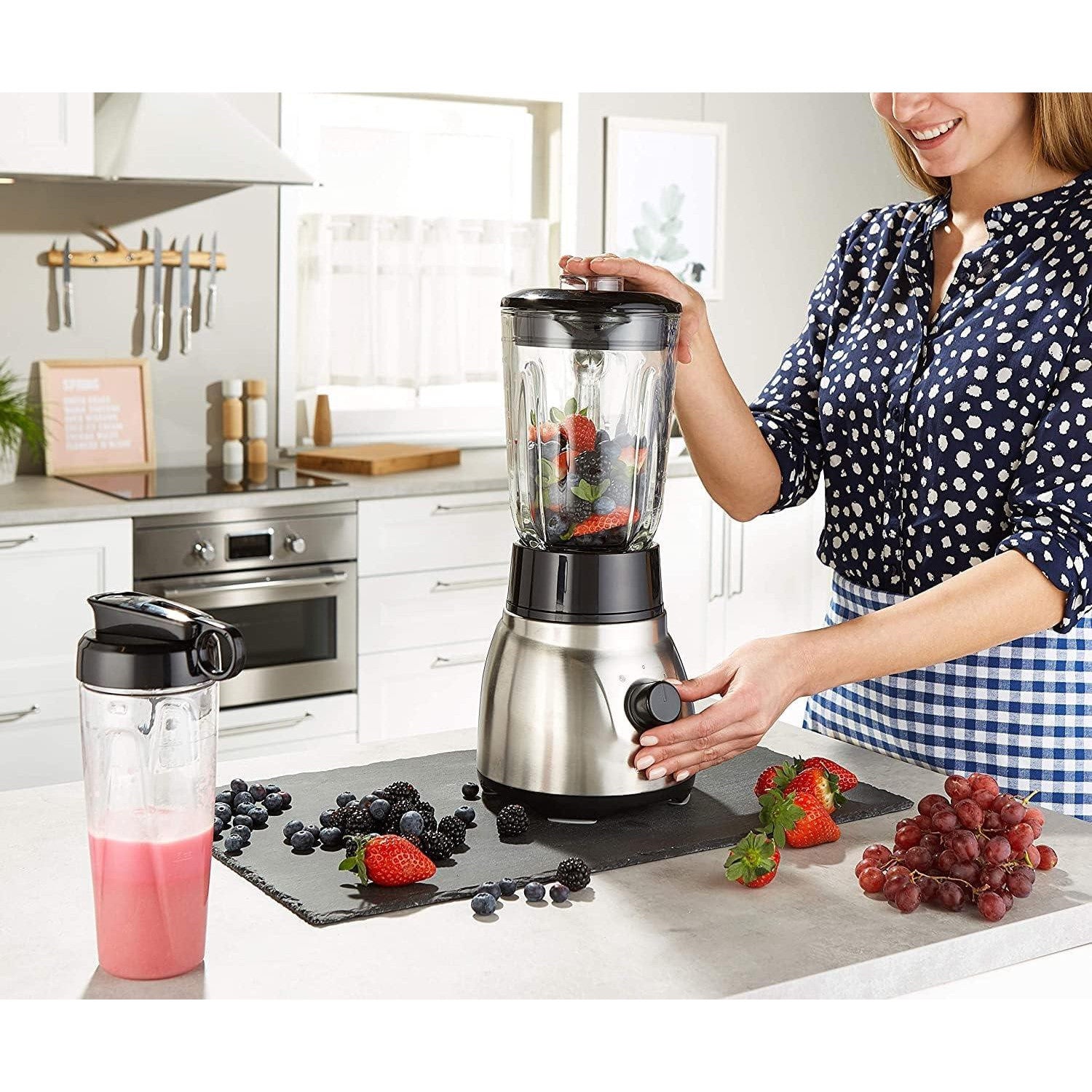 Russell Hobbs 2-in-1 Glass Steel Stand Mixer with To-Go Mug - Gomix Brands Outlet