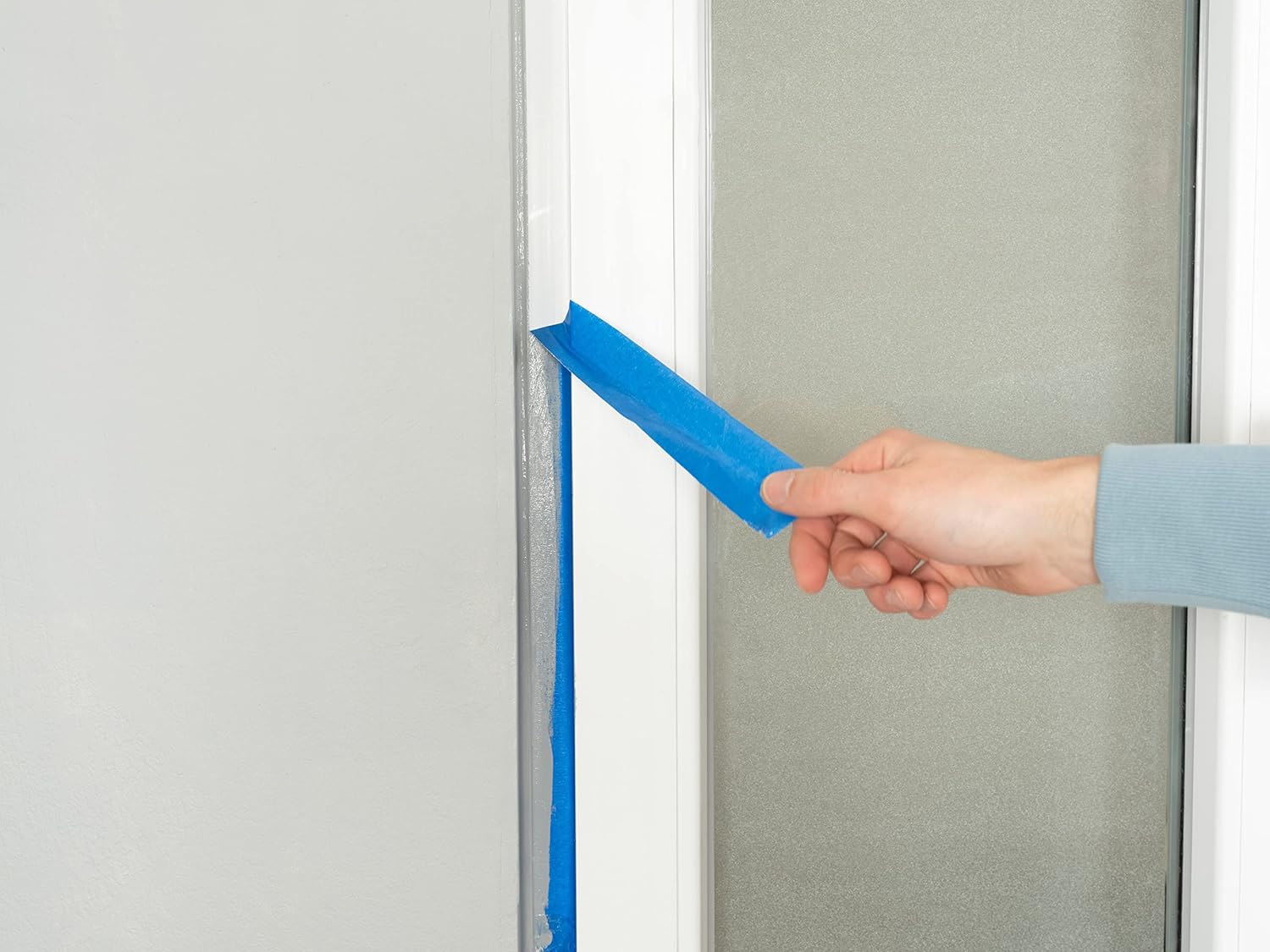 3M Pro Painter's Masking Tape 2090 – 18mm x 50m Roll for Coarse Surfaces, UV & Water Resistant