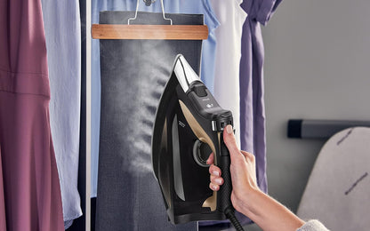 Rowenta Focus Excel Steam Iron 2700W 180g/min Steam Boost