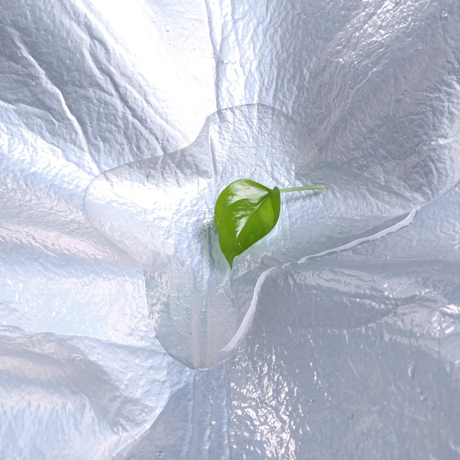 SONGMICS Waterproof Foldable Picnic Blanket 150x200cm Red Wave