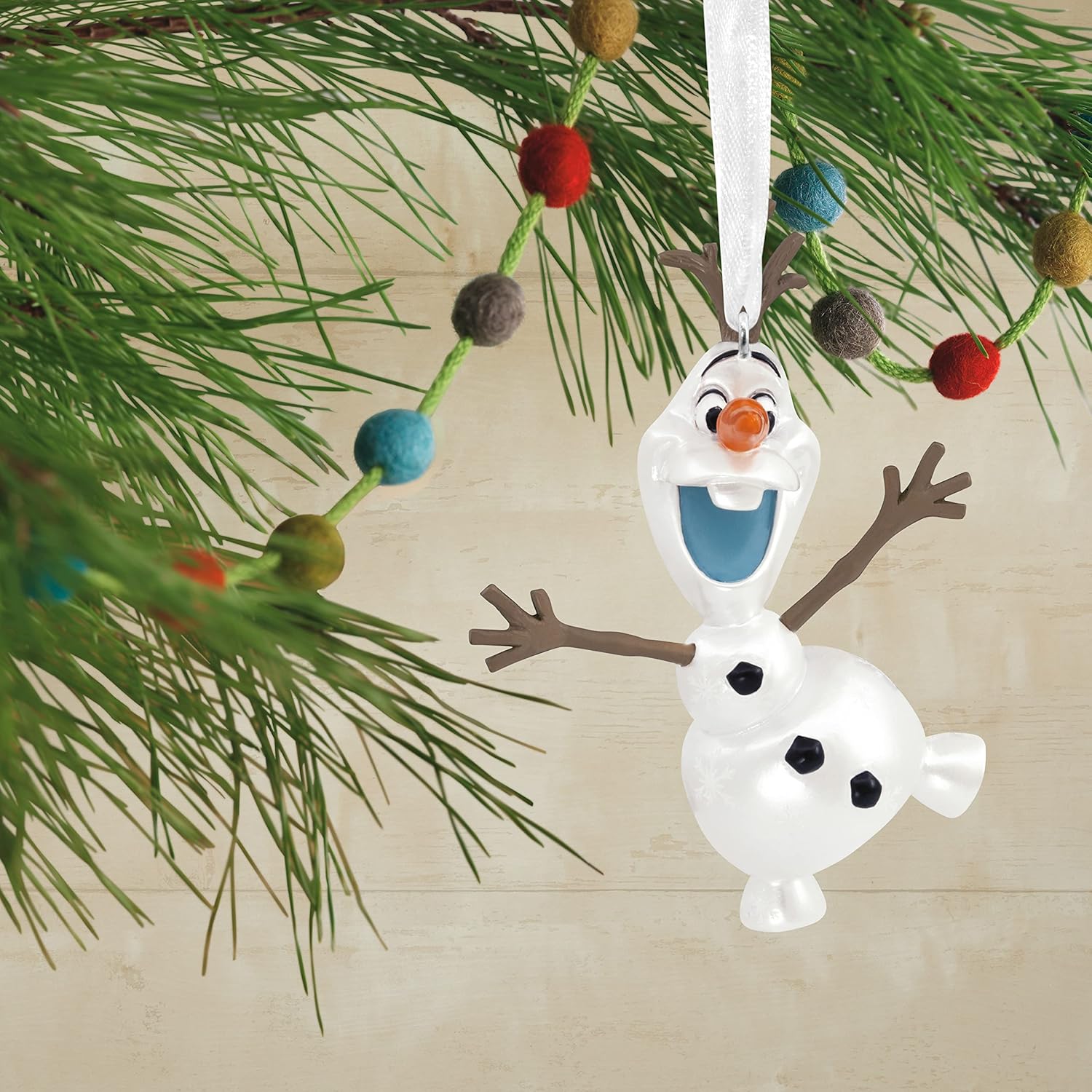 Hallmark Disney Frozen 2 Olaf Resin Christmas Ornament
