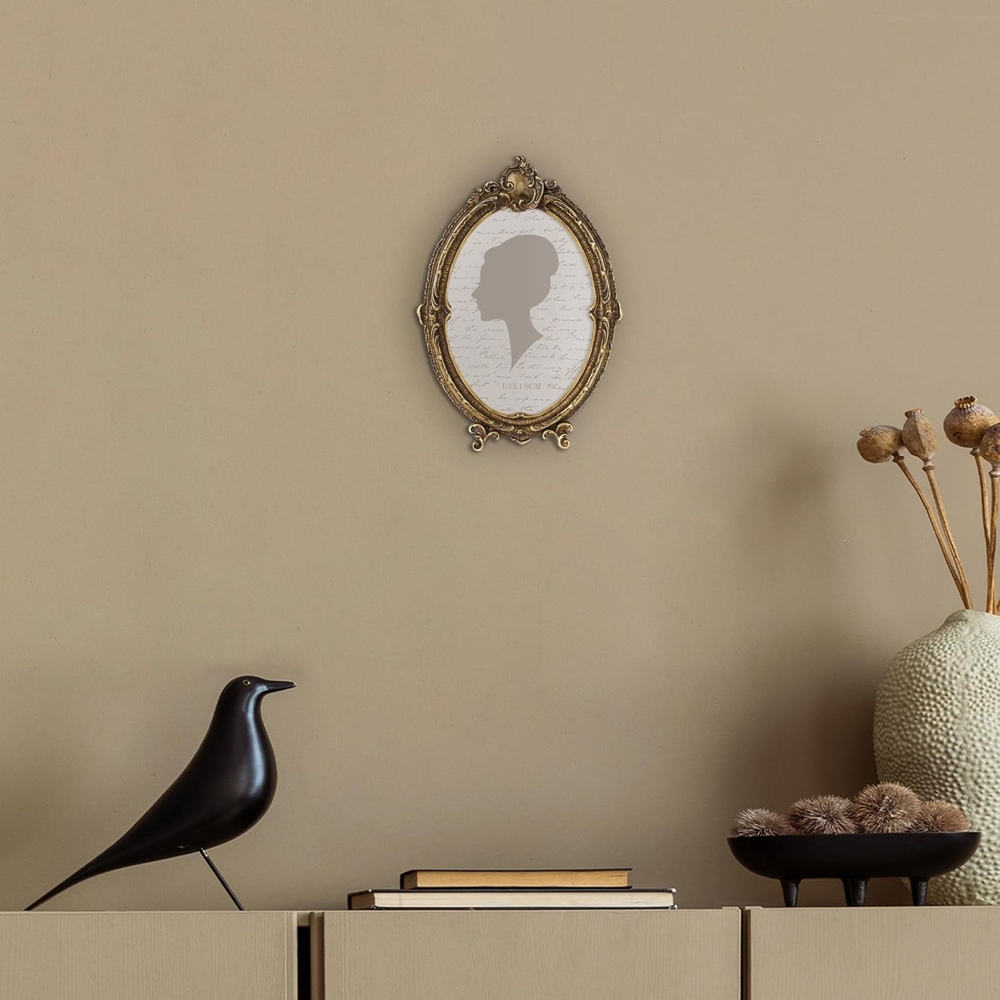 Sunlit Vintage Oval Picture Frame 5x7 Bronze, Brushed Finish