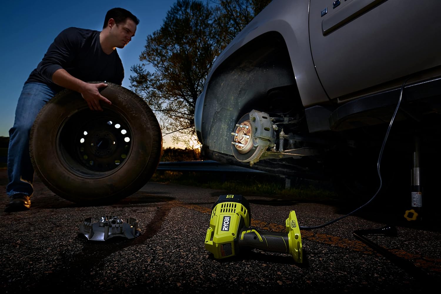 Ryobi One+ 18V Cordless LED Spot Light Hyper Green