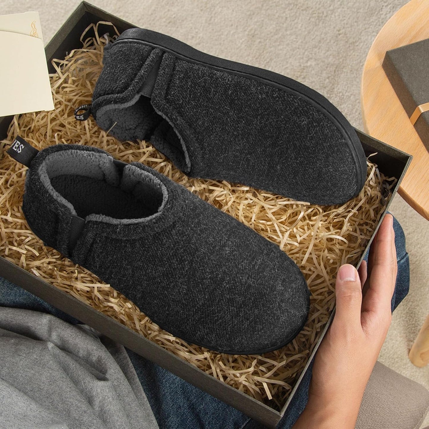 Snug Leaves Men's Faux Wool Slippers – Warm Elastic House Shoes