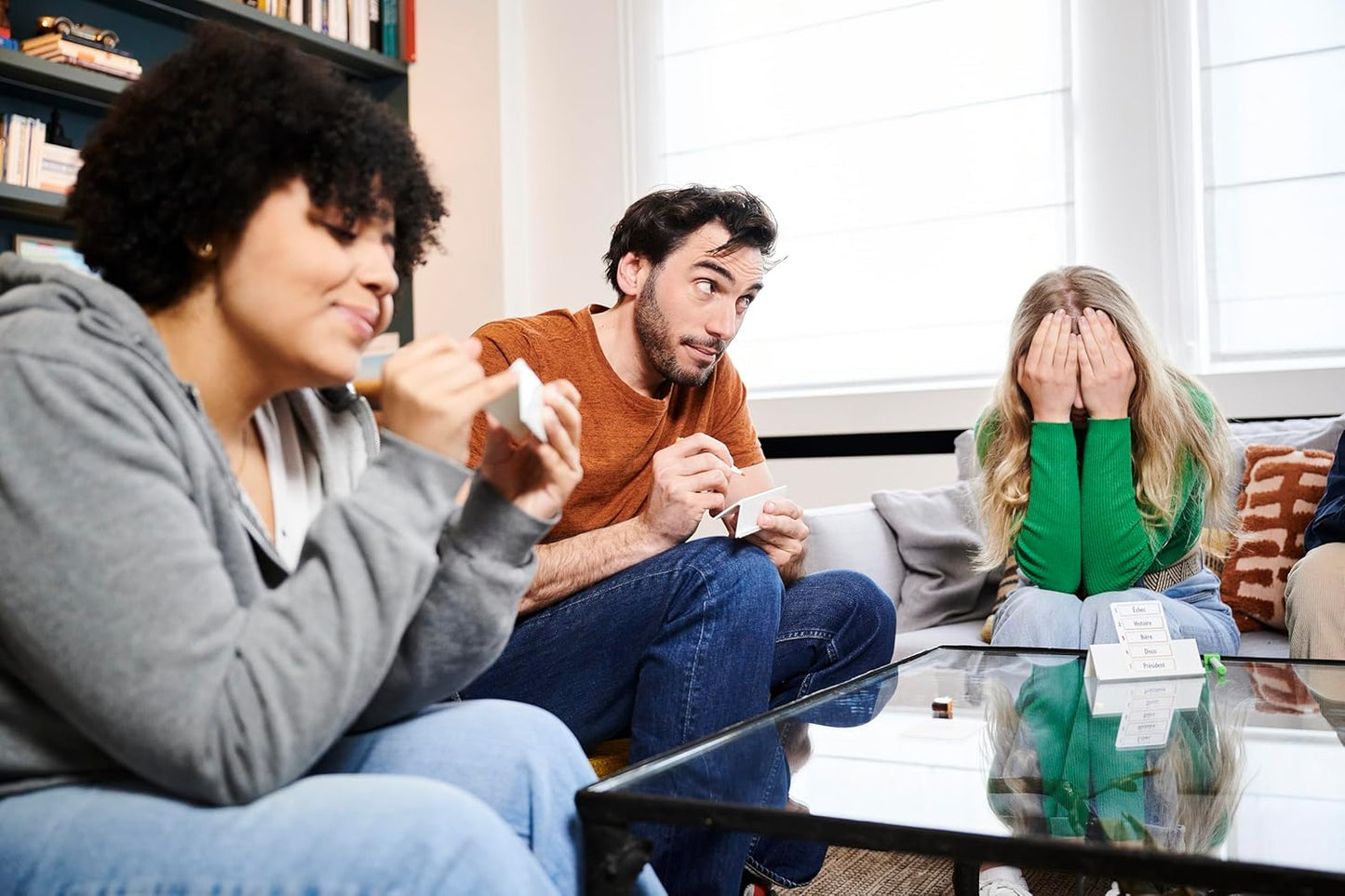 Just One French Party Game – 3-7 Players, 550 Words