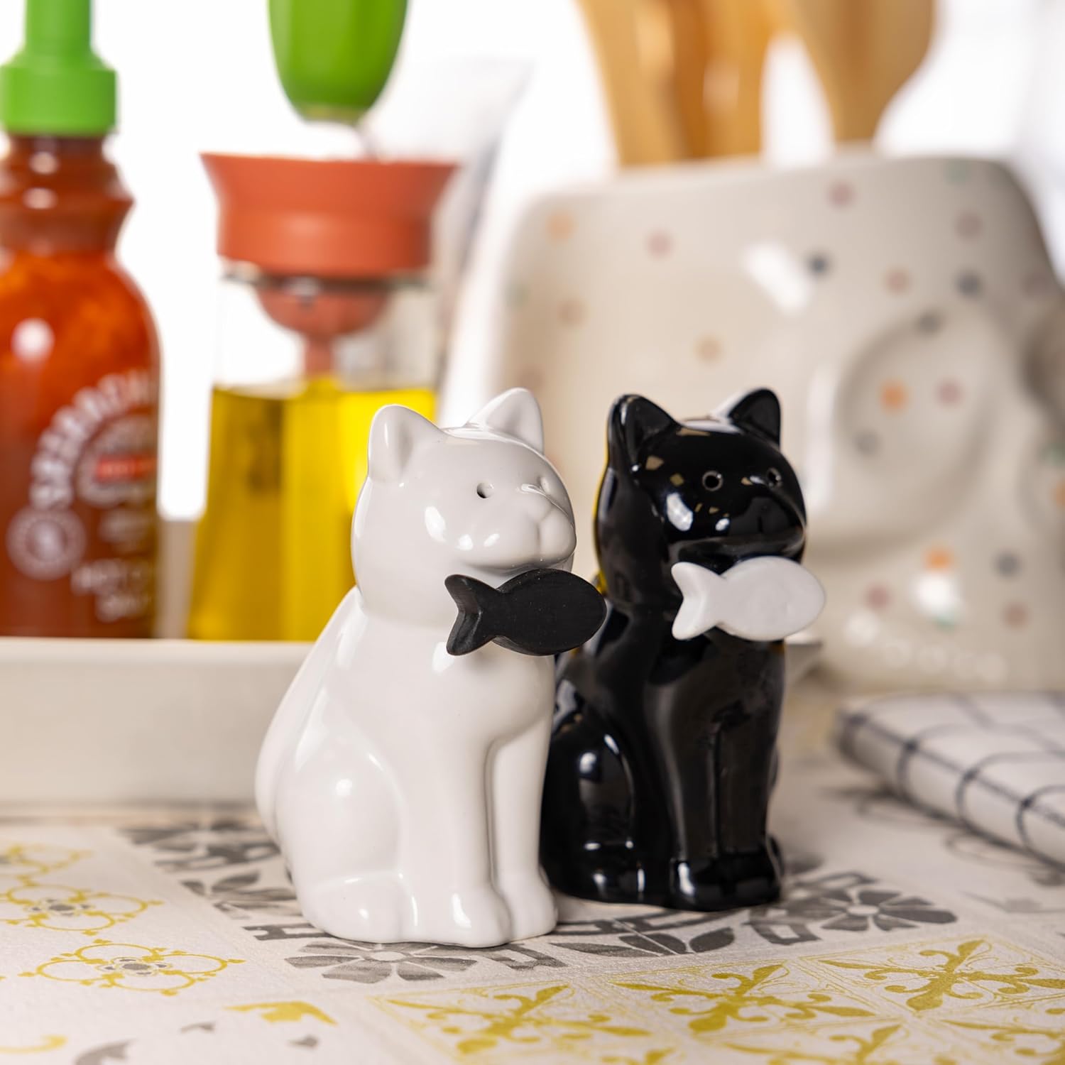 Fisura Original Cactus Ceramic Salt and Pepper Shakers Set