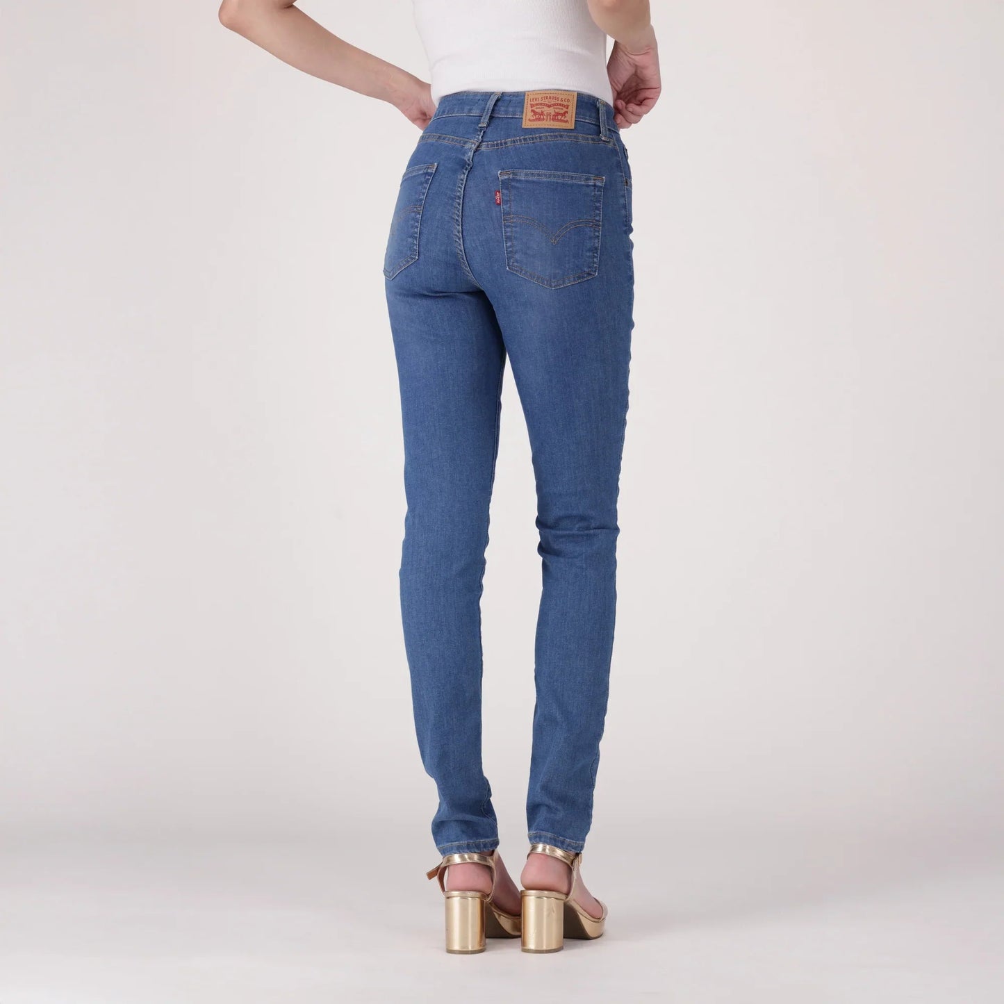 Levi's 721 High-Rise Skinny Dark Indigo Worn-In Women's Jeans
