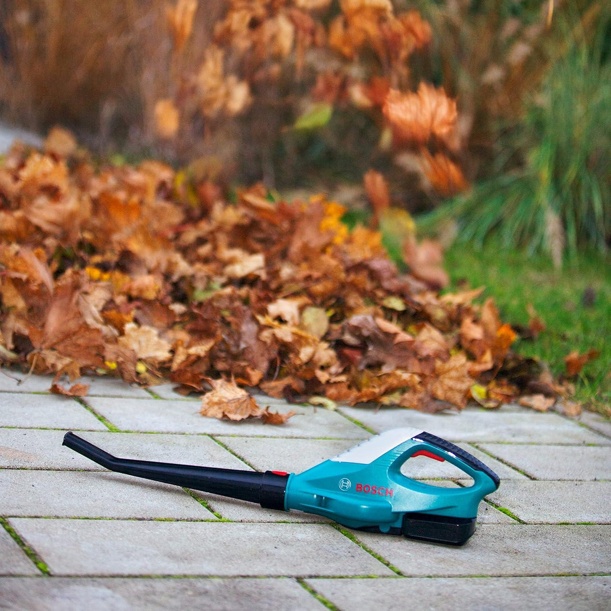 Bosch Multicolored Leaf Blower Play Set for Kids - Gomix Brands Outlet