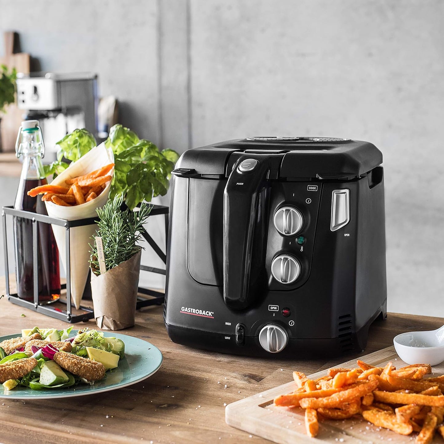 Gastroback 42580 Design Fryer: Compact Stainless Steel Deep Fryer with Cold Zone