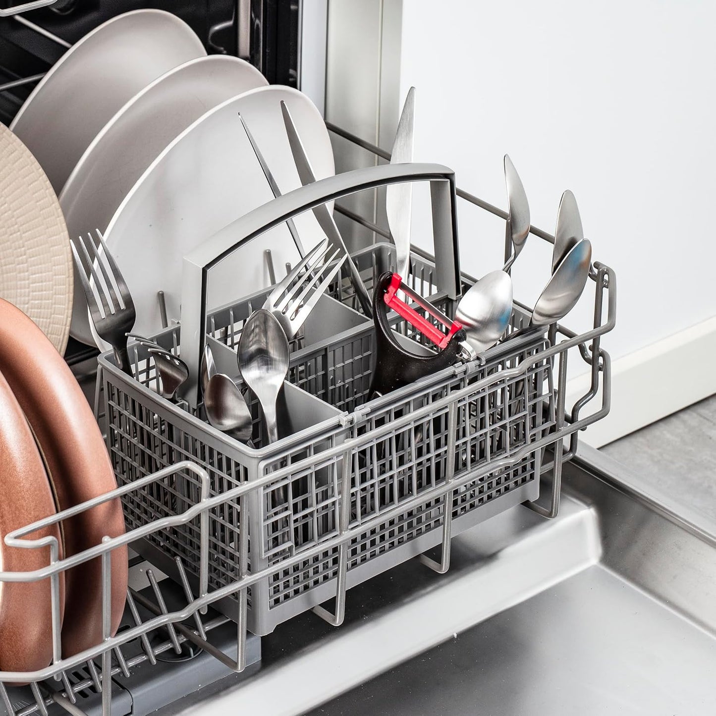 Tefal Ingenio 22cm Rotating Vegetable Peeler – Premium Red/Black Kitchen Utensil