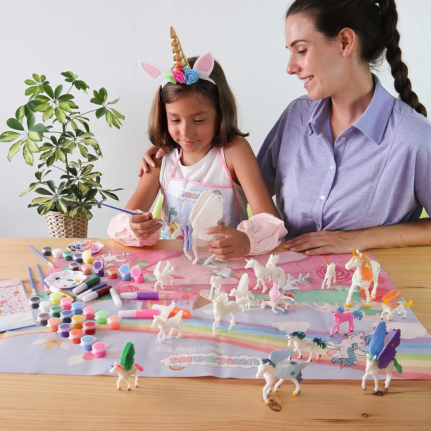 BONNYCO Unicorn Painting Craft Set with Glow-in-the-Dark Colors