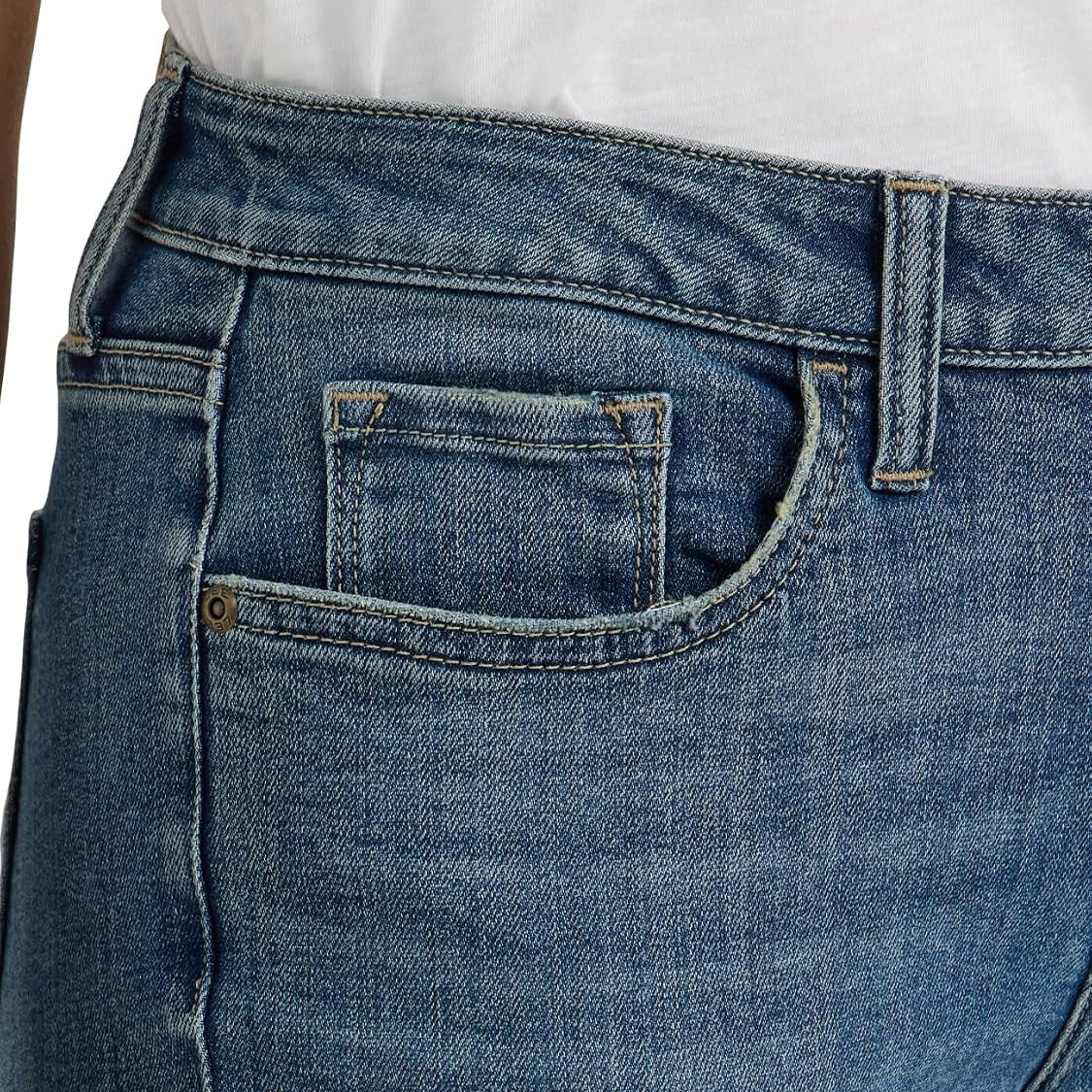 Lee Women's Legendary Mid Rise Straight Leg Jean
