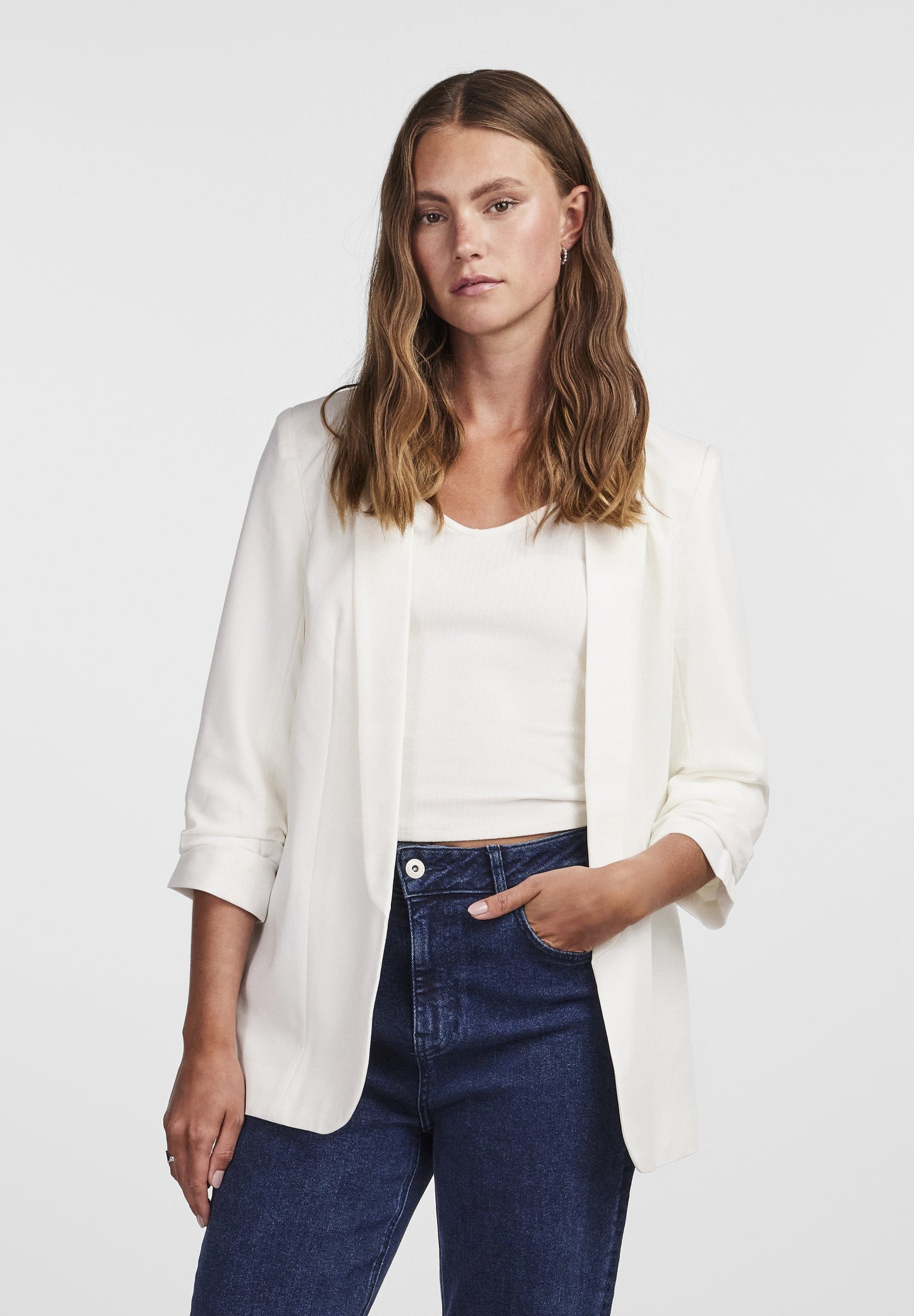 Pieces PCBOSELLA Elegant Women's Cloud Dancer White Tailored Blazer Three-Quarter Sleeves