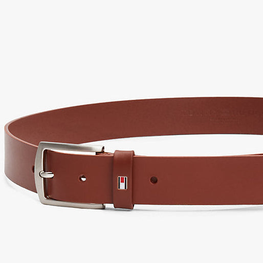 https://tommy-europe.scene7.com/is/image/TommyEurope/AM0AM08360_257_alternate2?$b2c_updp_m_mainImage_1920$