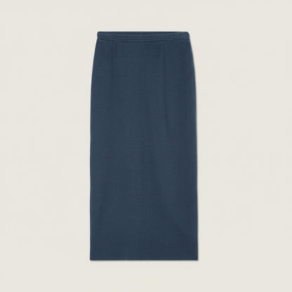 https://www.americanvintage-store.com/dw/image/v2/BGNV_PRD/on/demandware.static/-/Sites-master-catalog/default/dwd86dba58/images/productPictures/H24/BLA13AH24/BLA13AH24-NAVYCH-1-large.jpg?sw=720&sh=1125