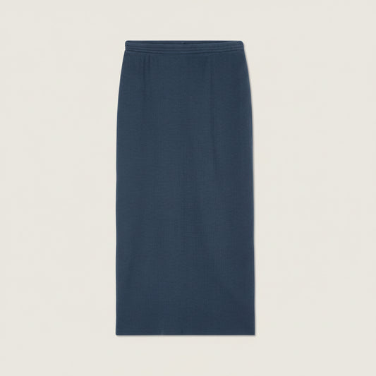https://www.americanvintage-store.com/dw/image/v2/BGNV_PRD/on/demandware.static/-/Sites-master-catalog/default/dwd86dba58/images/productPictures/H24/BLA13AH24/BLA13AH24-NAVYCH-1-large.jpg?sw=720&sh=1125