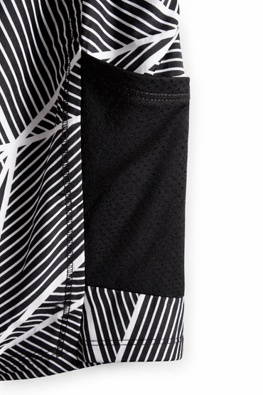 Xersion Girls Black White Geometric Quick-Dri Athletic Short