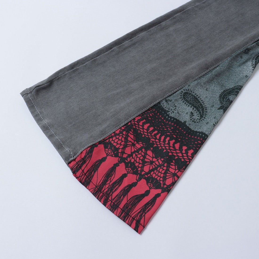 Denny Rose Women's Black High Waist Flare Denim Jeans with Print Detail