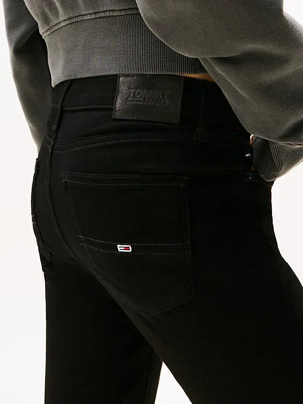 Tommy Jeans Nora Mid-Rise Skinny Black Jeans: Flexible Comfort, Sustainable Cotton Denim - Gomix Brands Outlet