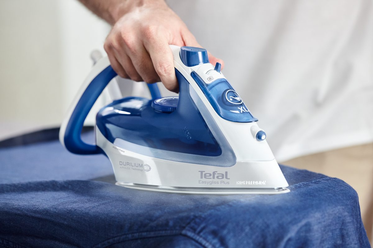 Tefal Easygliss Plus FV5736 Steam Iron 2500W