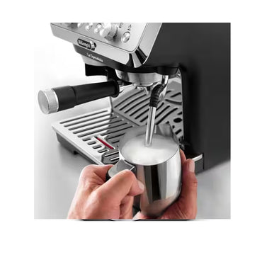 Delonghi La Specialista Arte Coffee Machine EC9155.MB