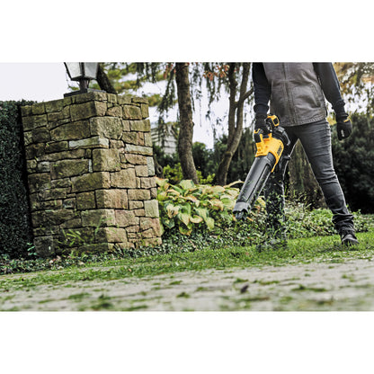 DEWALT 20V MAX XR Brushless Cordless Handheld Leaf Blower Kit with Battery