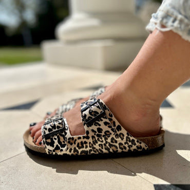 Comfortable Women's Two-Strap Mules: Ergonomic Sole, Adjustable Fit, Stylish Design