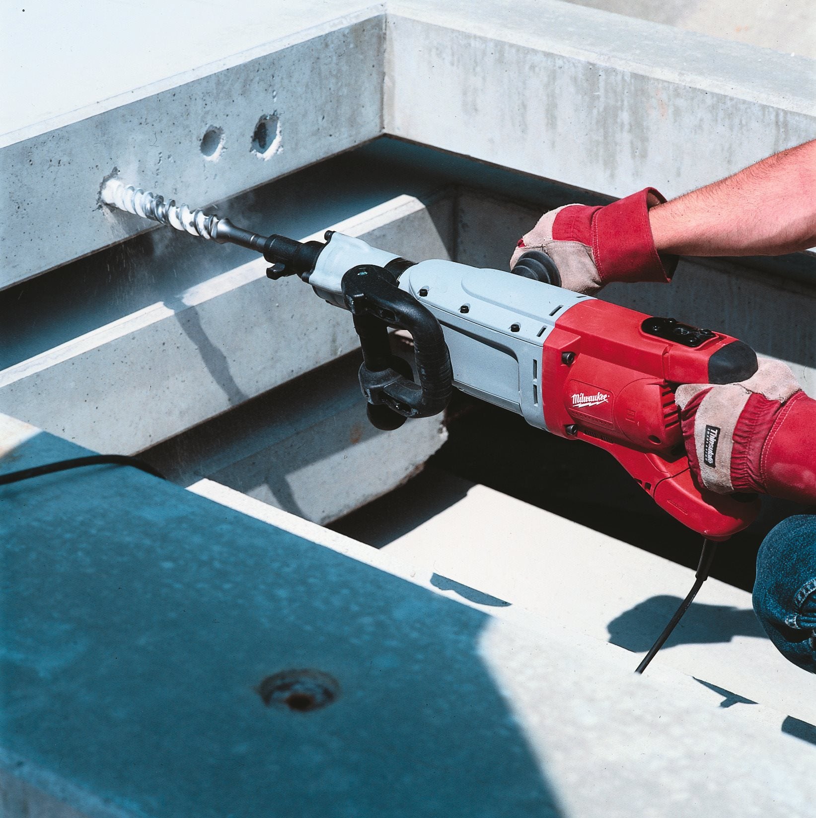 Milwaukee K 950 Powerful 22 lb SDS Max Demolition Drilling Hammer