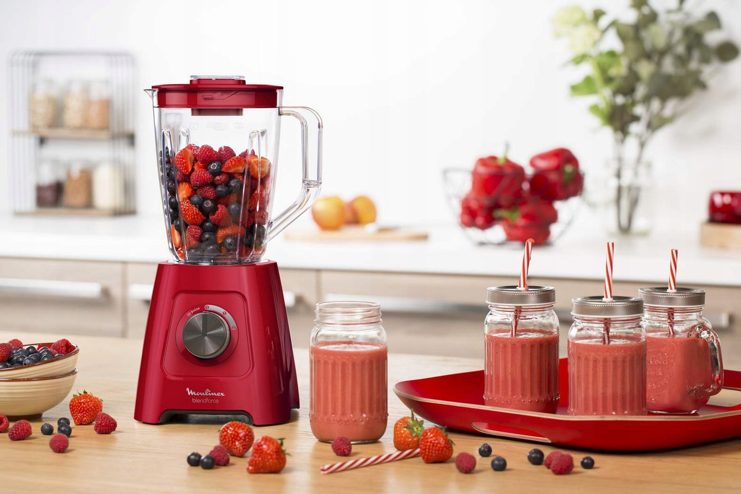 Moulinex Blendforce LM420510 Blender 600 W 2 L Red