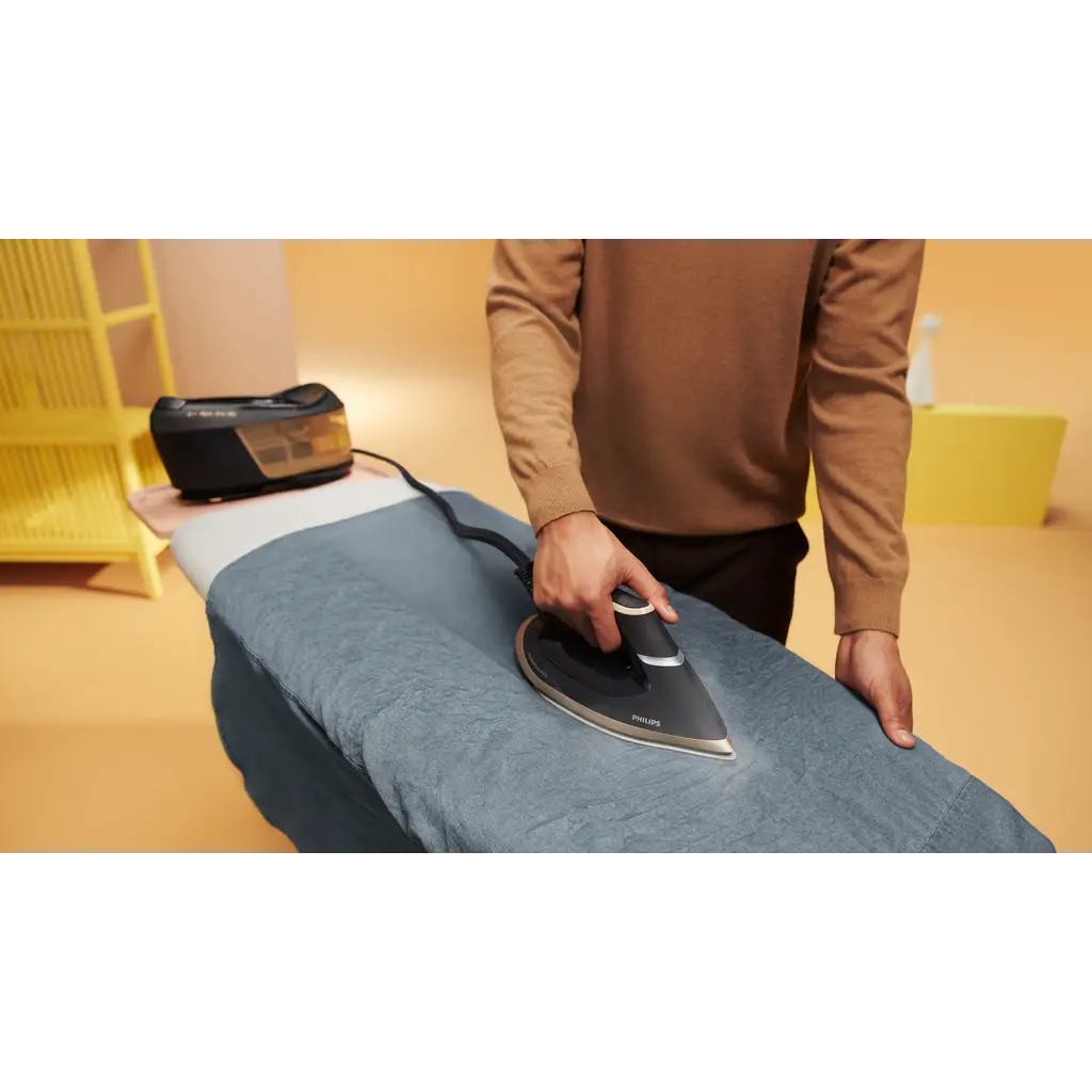 Philips PerfectCare 6000 Series Steam Generator Iron PSG6064/86