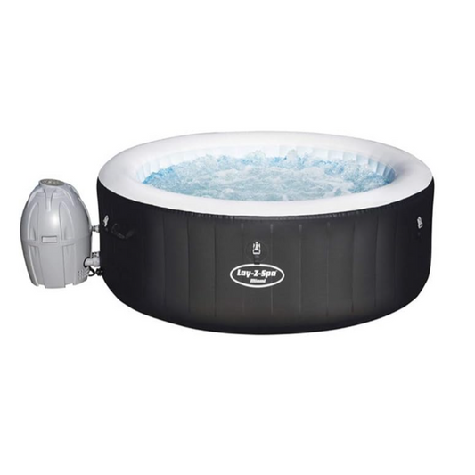 Inflatable hot tub with pump 