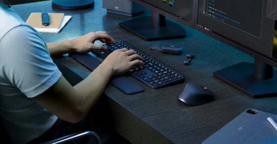 Logitech MX Keys S Advanced Illuminated Graphite (French Version)