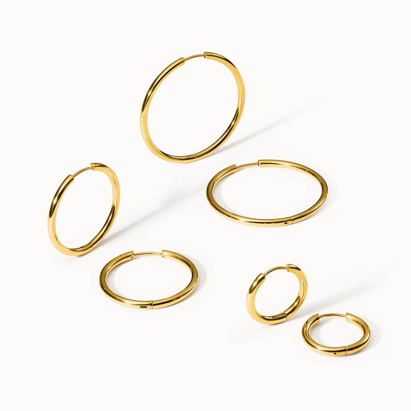https://cdn.shopify.com/s/files/1/1328/6091/files/Shop_EarringSetEcho.jpg?v=1751383237