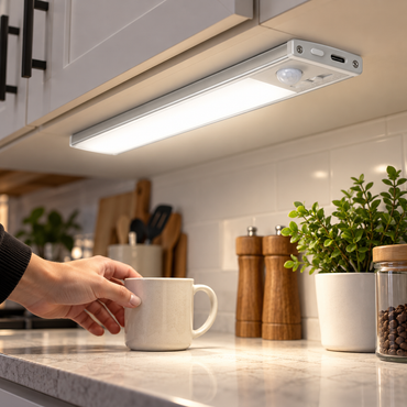 USB-C Rechargeable LED Light Bar with Motion Sensor – Silver
