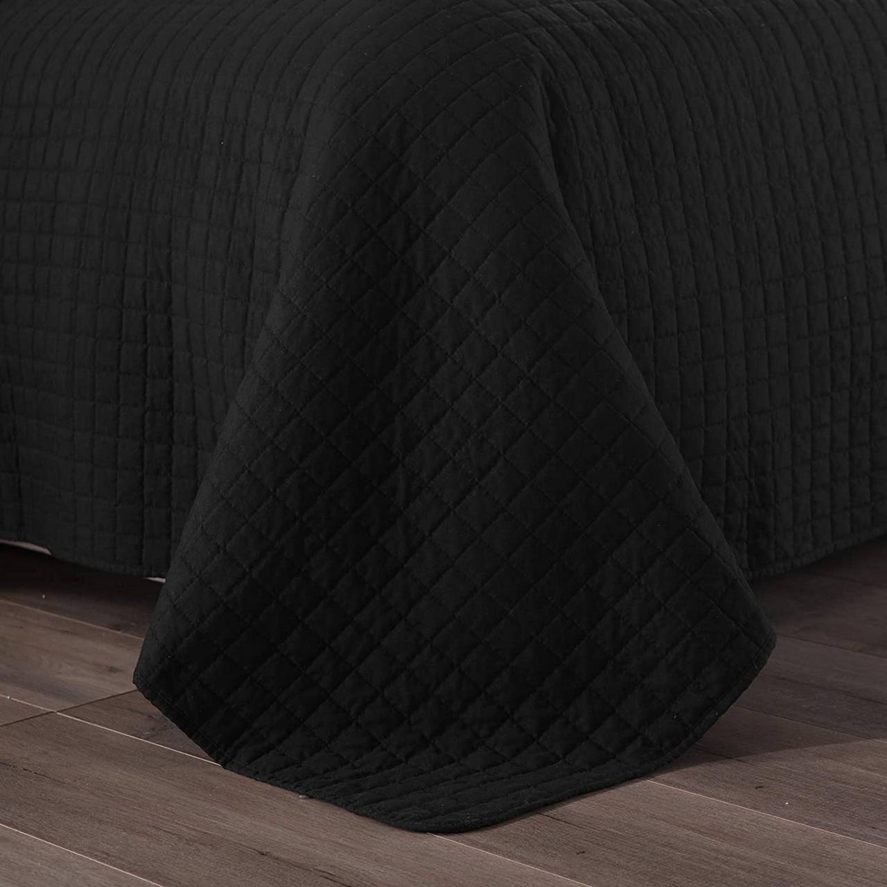 https://www.woltu.eu/media/image/b1/4c/e5/Tagesdecke-in-zweifarbig-BWP5018sz02-schwarz3.jpg