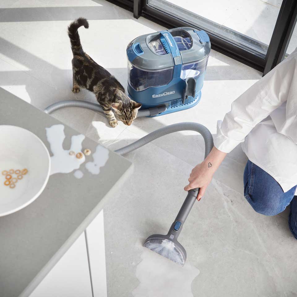Vacmaster EasyClean Rapid Carpet Spot Cleaner SCA0801 03