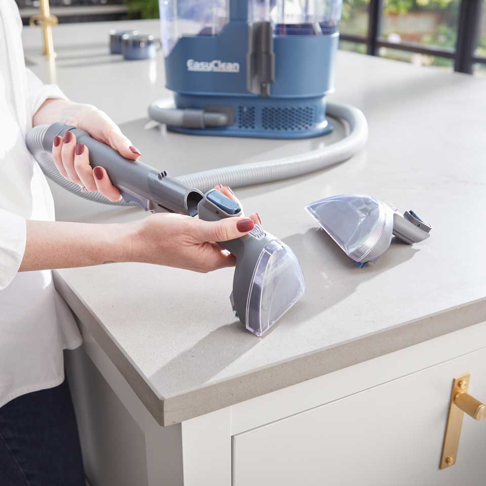Vacmaster EasyClean Rapid Carpet Spot Cleaner SCA0801 03